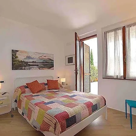 Oleandri - Lakeandgarden In Verbania